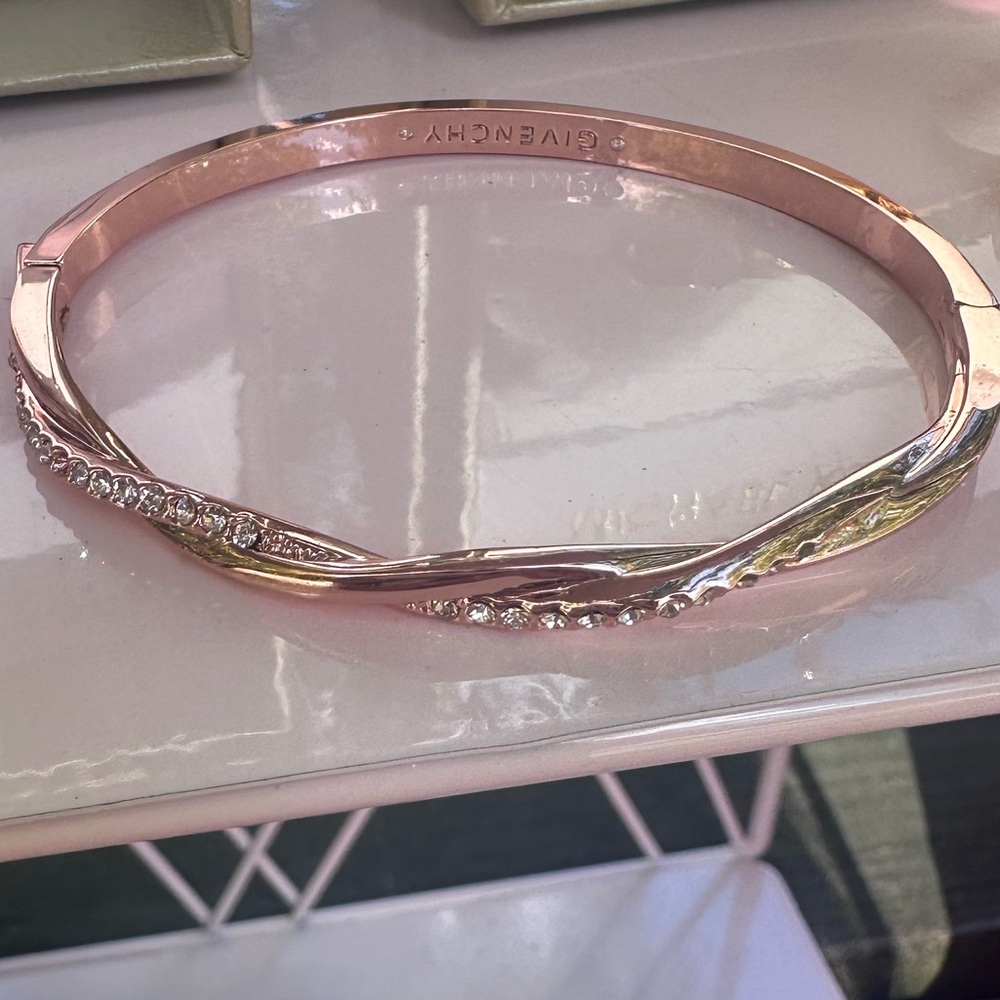 GIVENCHY ROSE GOLD BANGLE BRACLETE